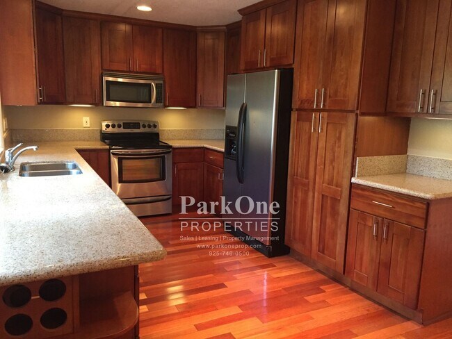 Building Photo - Nicely Update Home Now Available in Pleasant Hill