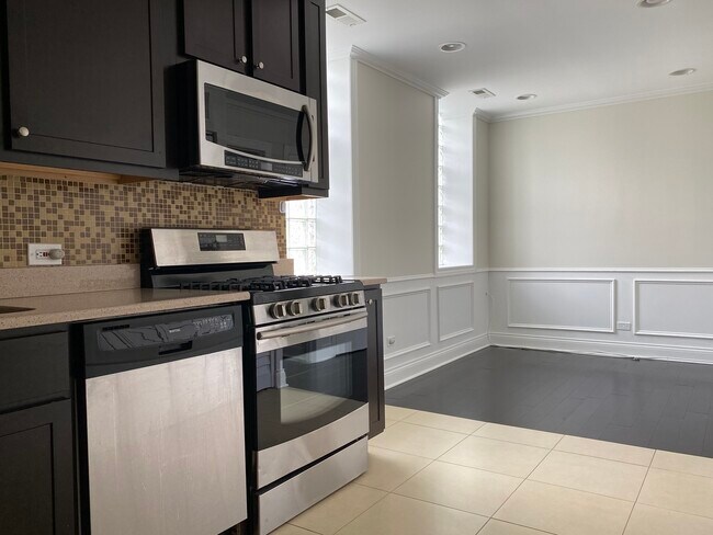 Foto del edificio - 706 N Noble St