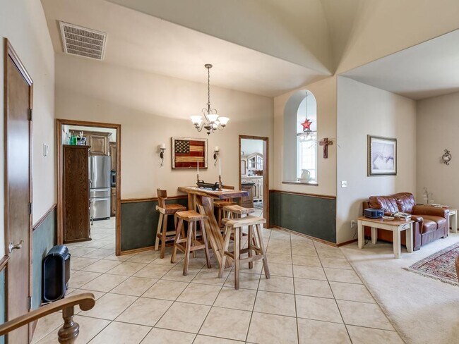 Building Photo - 9217 SW 28th St