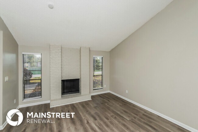 Foto del edificio - 977 Beacon St NW
