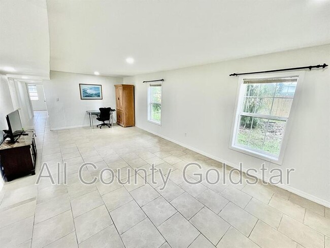 Building Photo - 2158 Starlite Ln
