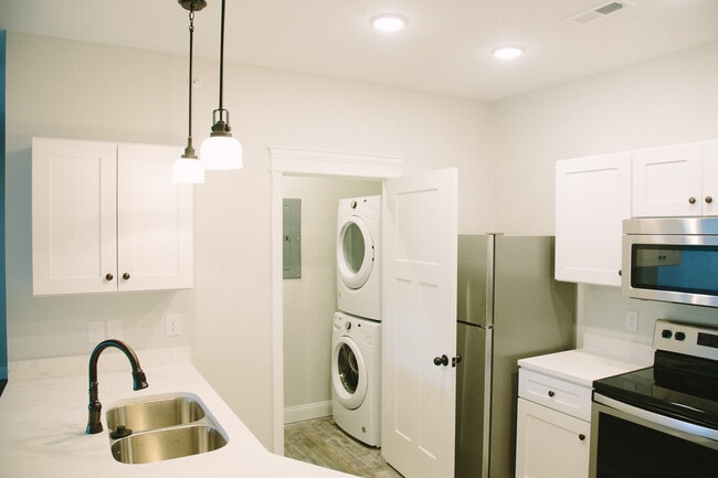 Building Photo - 260 Lexington Avenue