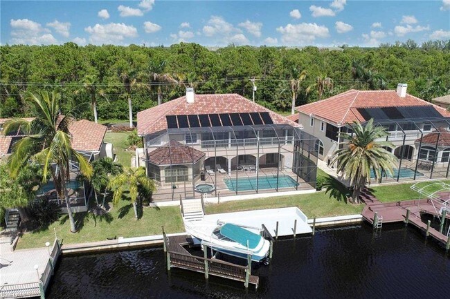 Foto del edificio - 1944 Four Mile Cove Pkwy