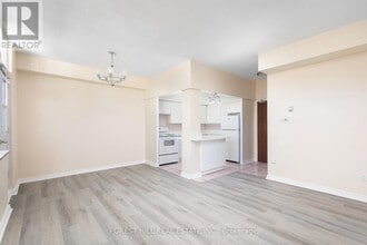 Building Photo - 34 Walmer Rd