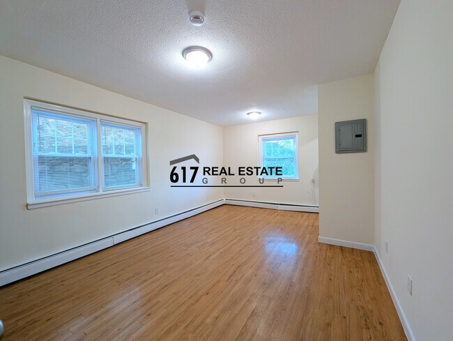 Foto del edificio - 2018 Commonwealth Ave