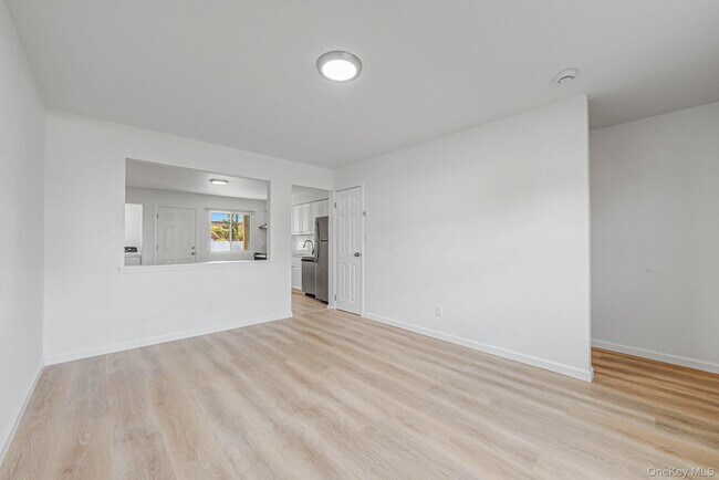 Foto del edificio - 54 Evergreen St