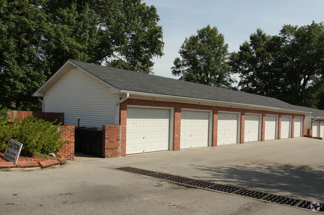 Garages - Lochwood Apartments