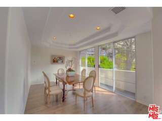 Foto del edificio - 1182 Wellesley Ave