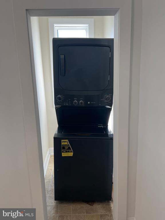 Foto del edificio - 438 Mitchell Ave