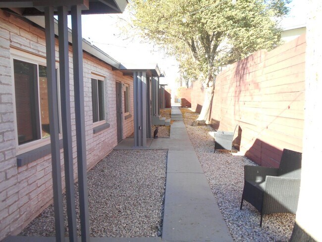 Foto del edificio - Charming Fully Remodeled Bungalow in Downtown Las Vegas