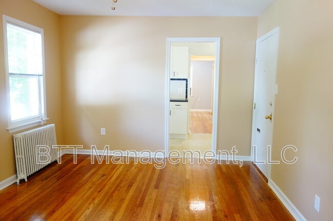Building Photo - 8401 Flower Ave