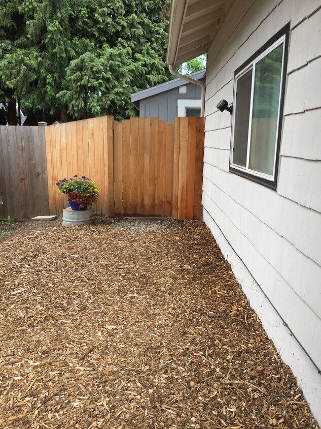 Foto principal - 1563 9th St