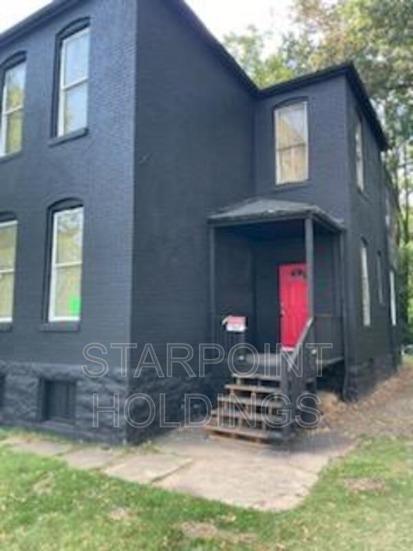 Foto principal - 3621 St Marys Ln