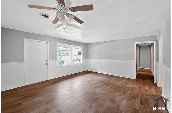 Foto del edificio - 704 Valleyview Dr