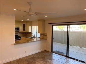 Building Photo - 8877 Lauderdale Ct