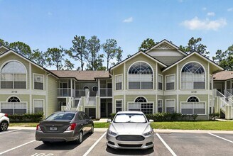 Building Photo - 2016 Royal Bay Blvd