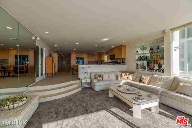 Foto principal - 6 Eastwind St
