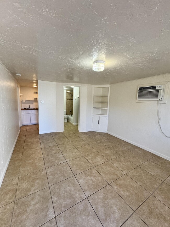 Photo - 2014 N 16th Ave House