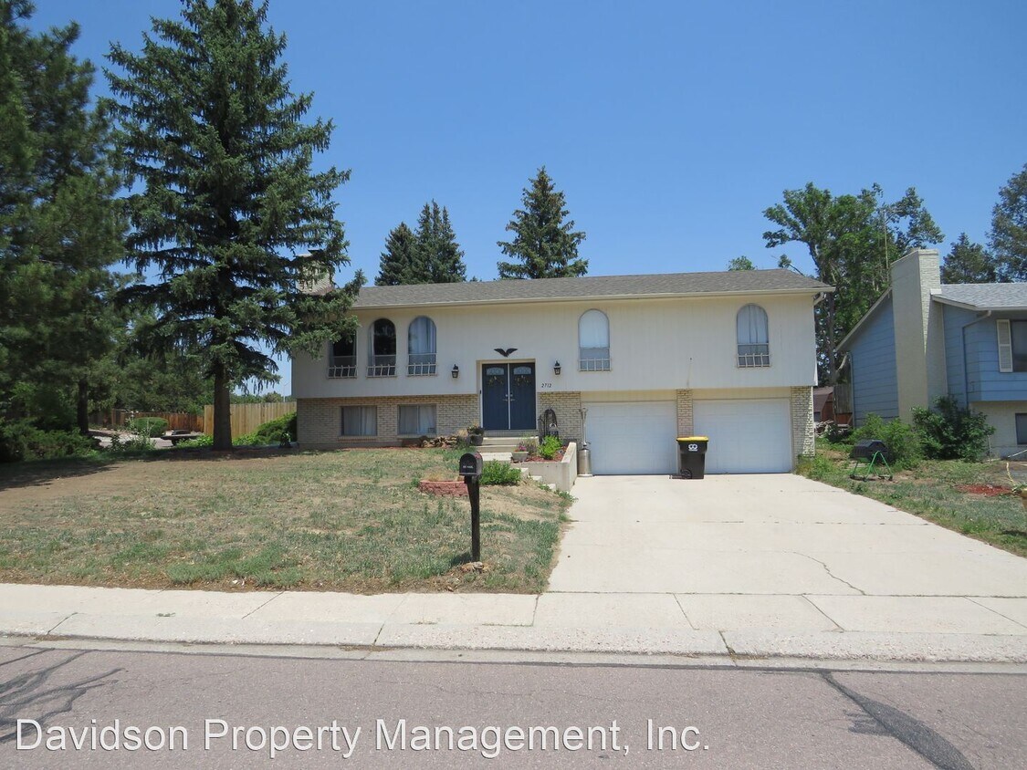 Primary Photo - 4 br, 3 bath House - 2712 Westwood Blvd