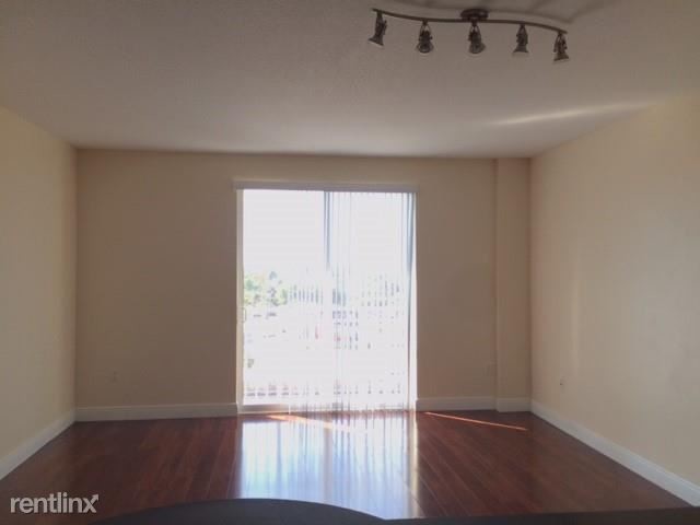 Building Photo - 7275 SW 90th Way
