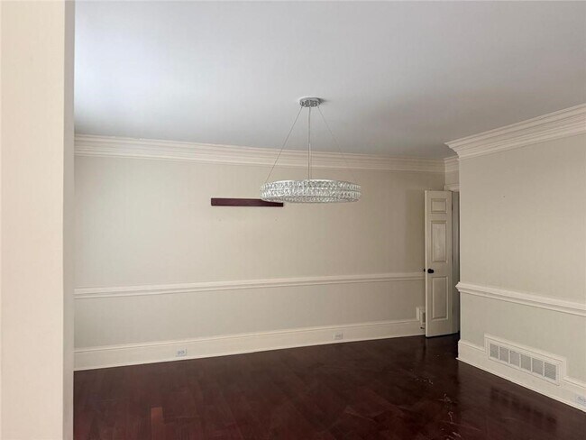 Foto del edificio - 3575 Goldenrod Dr