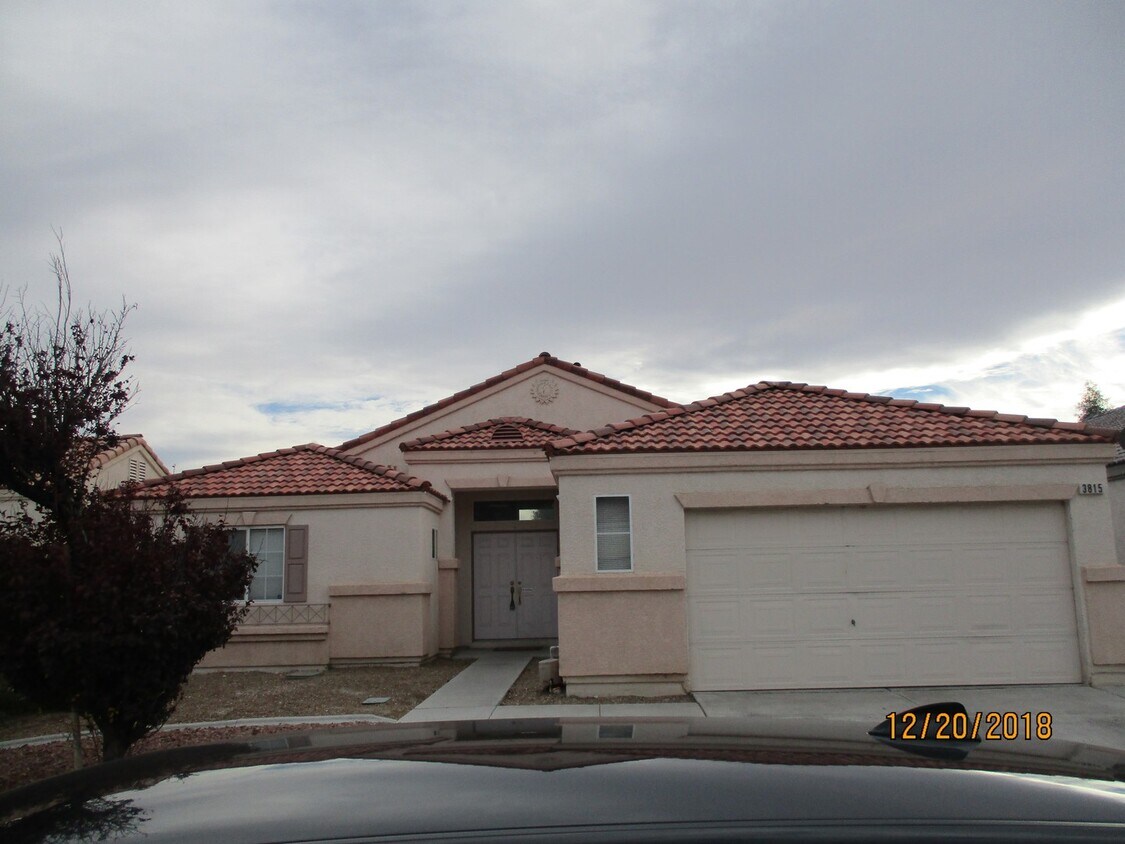 Primary Photo - SPACIOUS Single Story in NLV!