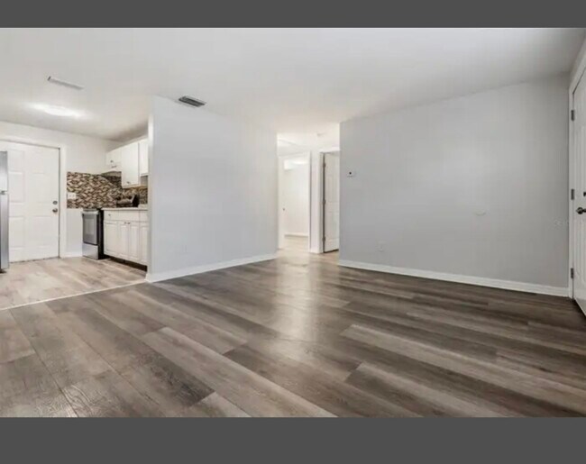 Foto del edificio - 1707 E Idell St