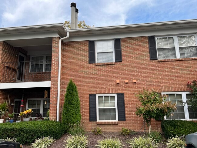 Building Photo - 9325 Loveland Madeira Rd