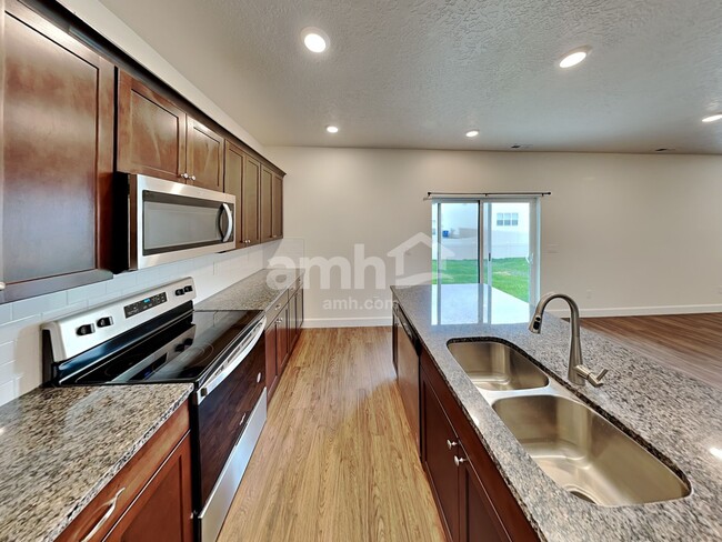 Foto del edificio - 2298 E Wild Horse Way