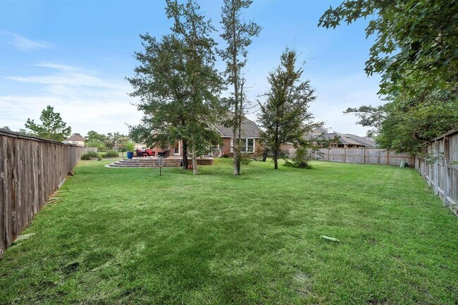 Building Photo - 2 Granite Path Pl