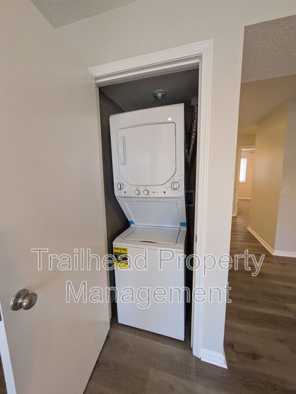 Foto del edificio - 3632 Wyoming St