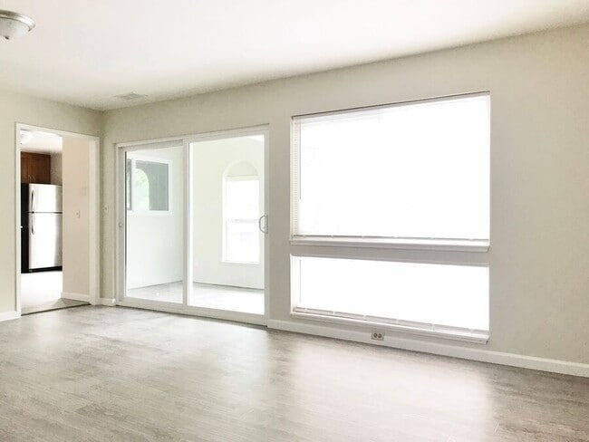 Foto del edificio - 1225 Clinton St