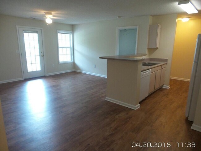 Interior Photo - Patriot's Way at the Beach