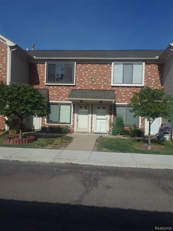 Primary Photo - 30695 Hidden Pines Ln