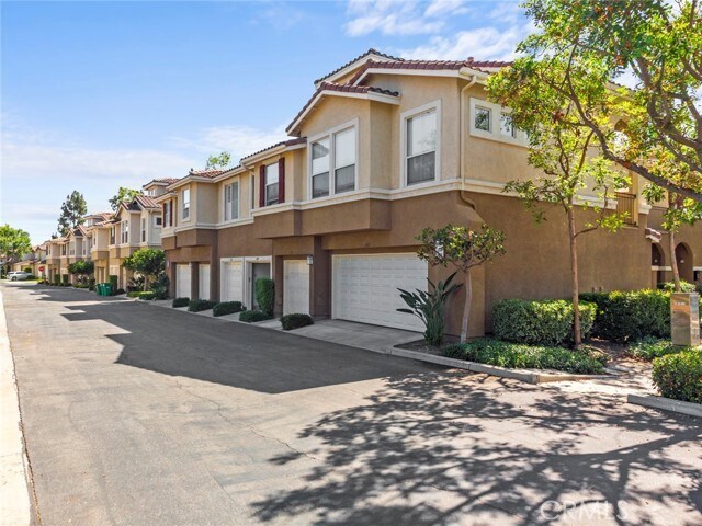 Foto del edificio - 1401 Elk Grove