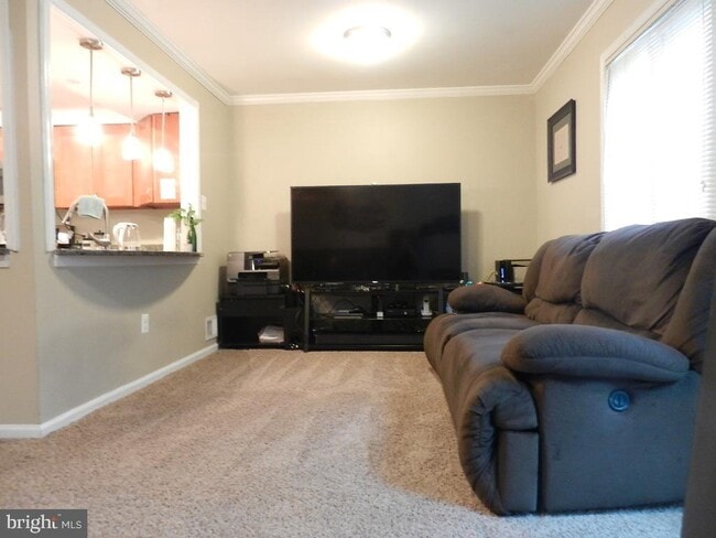 Building Photo - 781 Sugarland Run Dr