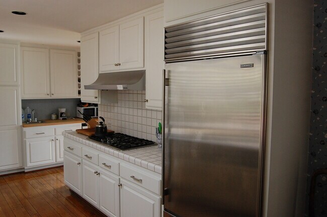 Building Photo - Immaculate Ranch Style Home in Pacific Pal...