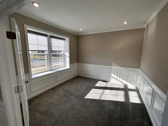 Foto del edificio - Home For Lease