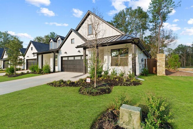 Foto del edificio - 7323 Honey Creek Ln