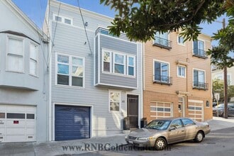 Building Photo - 60 Bessie St