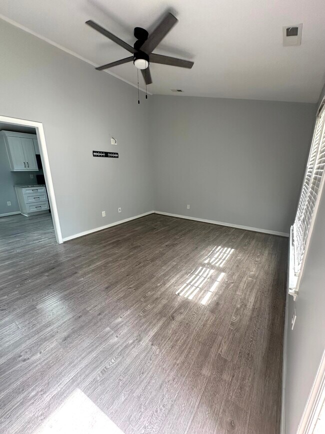 Foto del edificio - 4813 Timbernorth Trail