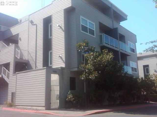 Exterior - 0614 SW Nevada St