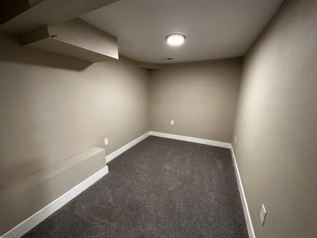 Foto del edificio - SW 6th Triplex