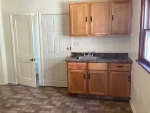 Building Photo - 4228 W Bonny Pl