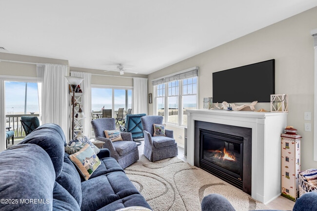 Building Photo - 209 Beach Front