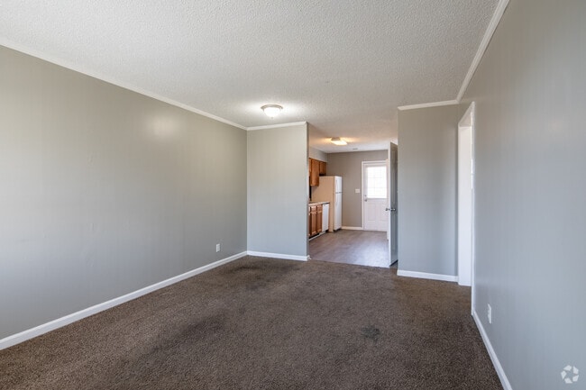 2BR, 1BA - 796SF - Living Room - Central Heights