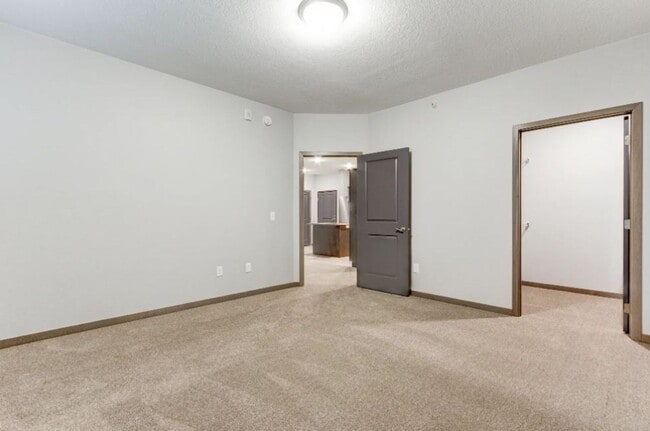 Interior Photo - Crest View Village