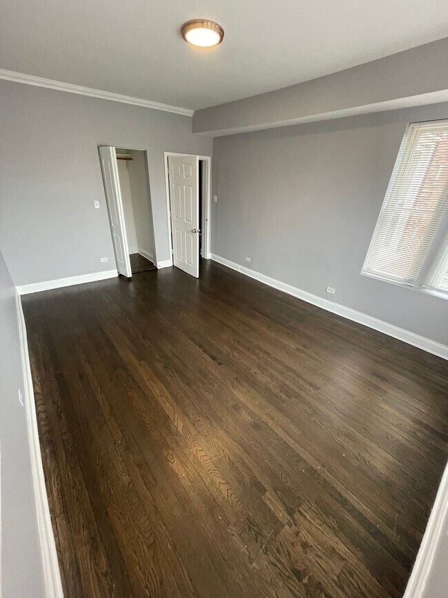 Photo - 7406 S Phillips Ave Apartment