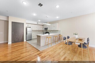 Building Photo - 65-67 Storms Ave