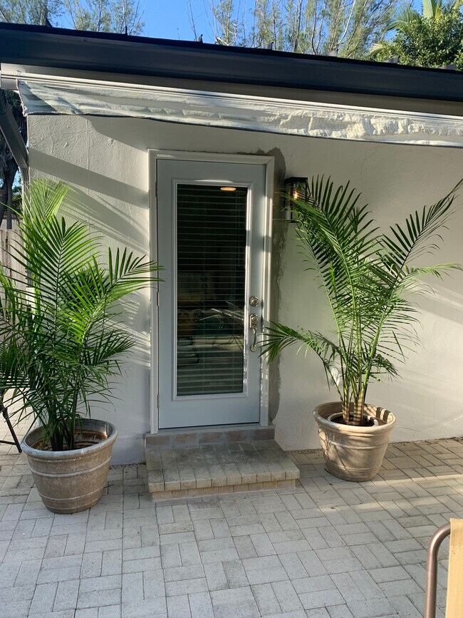 Foto del edificio - 2000 NE 2nd Ave